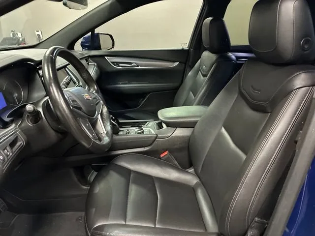 2023 Cadillac XT5 Luxury photo 9