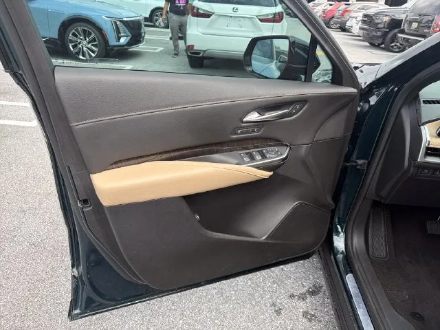 2025 Cadillac XT4 Premium Luxury photo 10