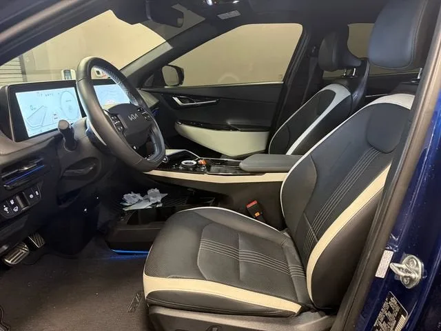 2024 Kia EV6 GT-Line photo 9