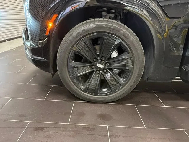 2026 Cadillac VISTIQ Sport photo 28