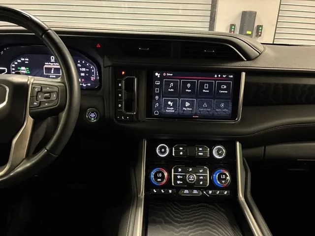 2024 GMC Yukon XL Denali photo 18