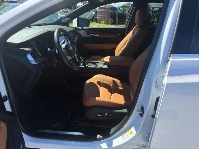 2024 Cadillac XT5 Premium Luxury photo 9