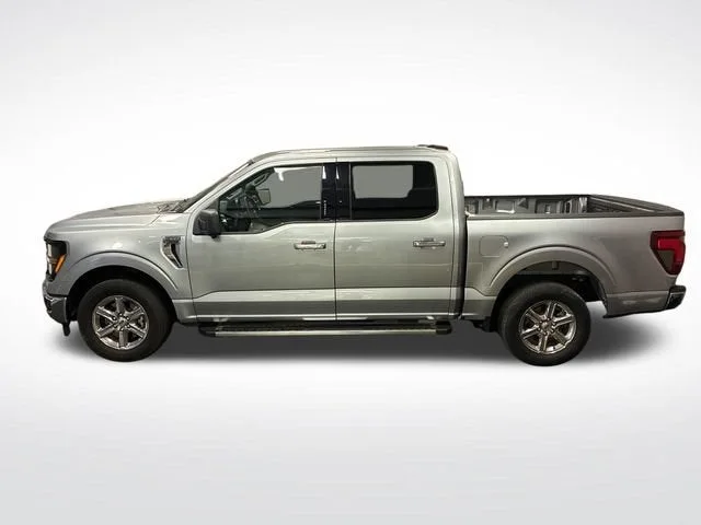 2024 Ford F-150 XLT photo 2