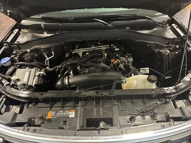 2026 Ford Explorer Active w/100A Pkg photo 22