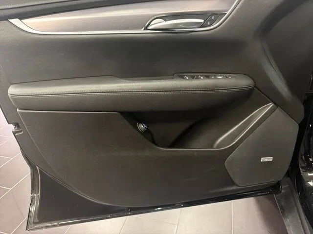 2024 Cadillac XT5 Luxury photo 10
