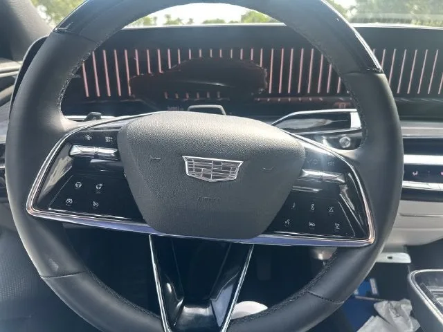 2023 Cadillac LYRIQ RWD Luxury photo 13
