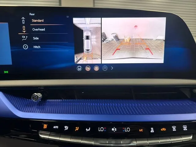 2027 Cadillac OPTIQ Sport photo 21