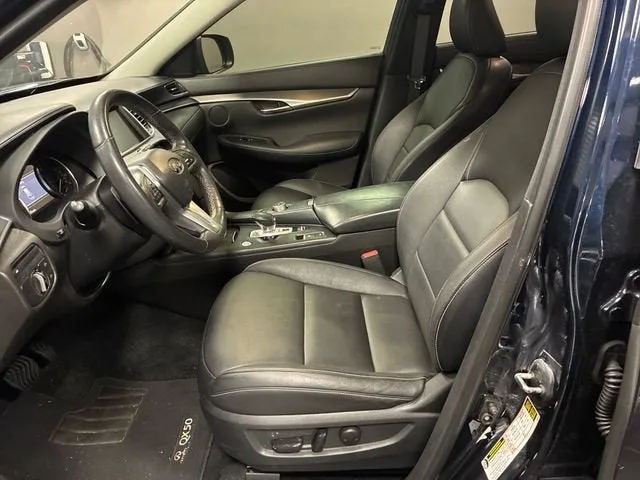 2019 INFINITI QX50 PURE photo 9