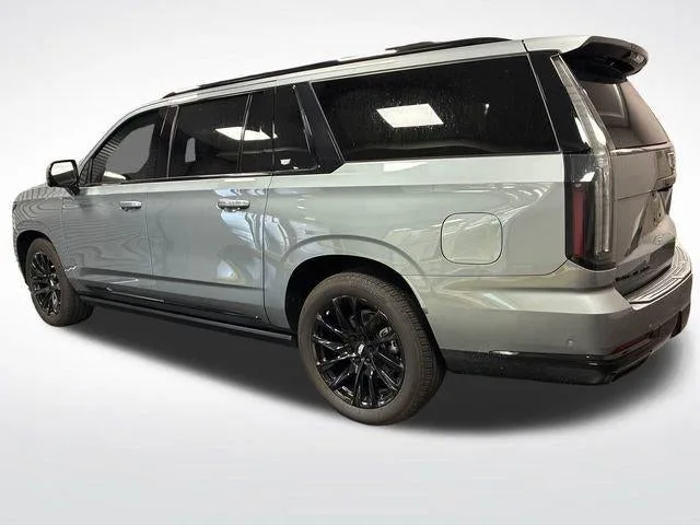 2025 Cadillac Escalade ESV Sport Platinum photo 3