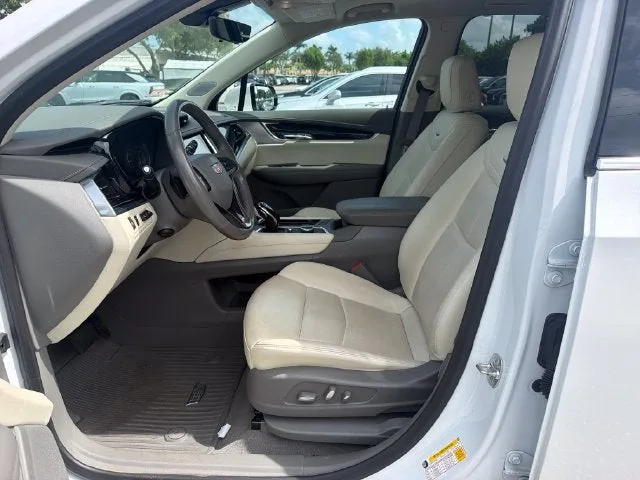 2024 Cadillac XT6 Premium Luxury photo 9