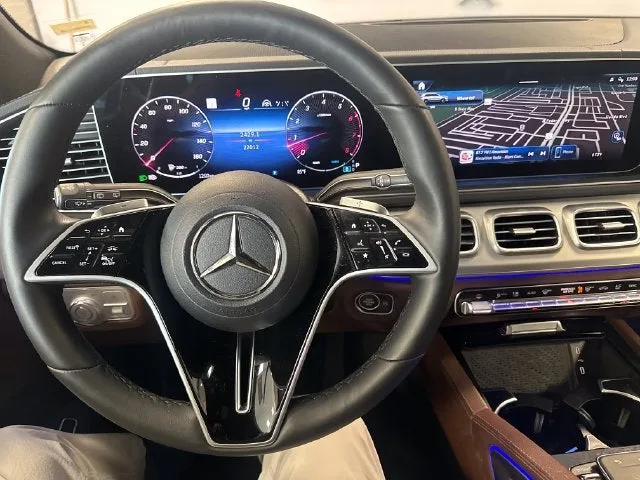 2025 Mercedes-Benz GLS GLS 450 photo 13