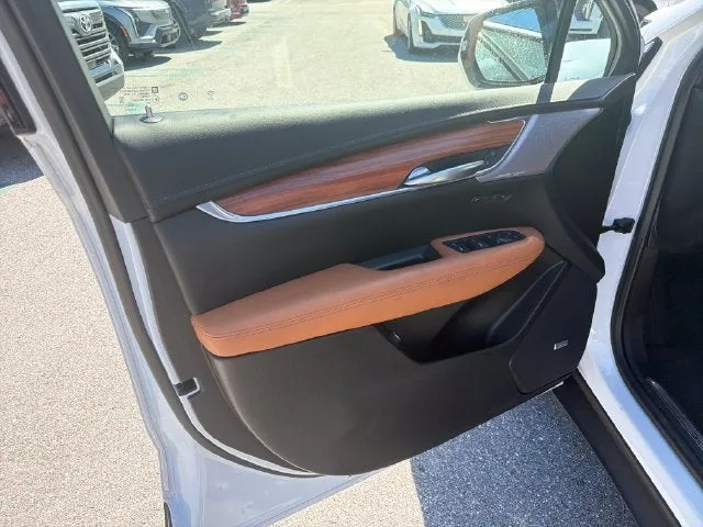 2024 Cadillac XT5 Premium Luxury photo 10