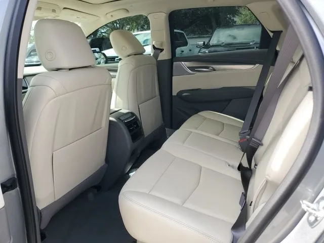2026 Cadillac XT5 Premium Luxury photo 6