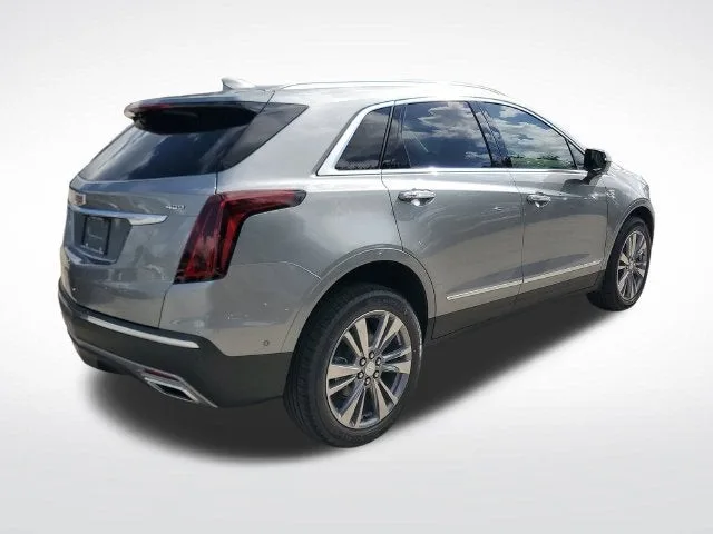 2026 Cadillac XT5 Premium Luxury photo 3