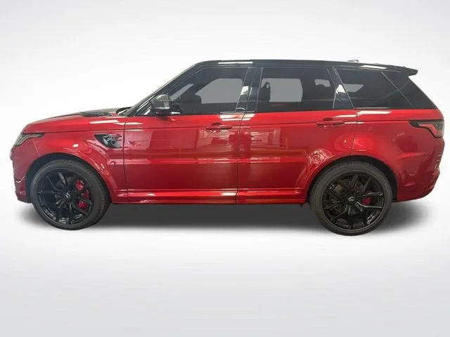 2022 Land Rover Range Rover Sport SVR photo 2