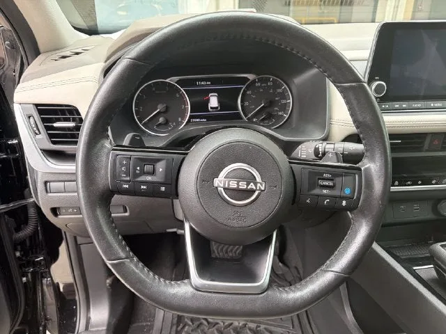 2023 Nissan Rogue SV photo 14