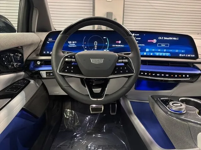 2027 Cadillac OPTIQ Sport photo 13