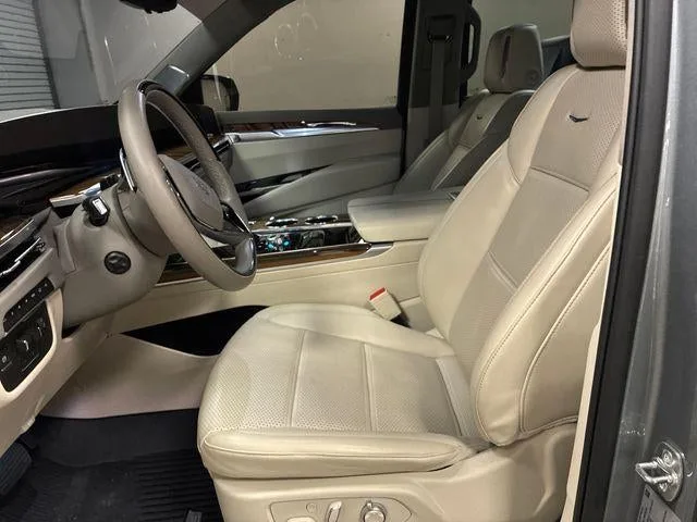 2025 Cadillac Escalade ESV Sport Platinum photo 41