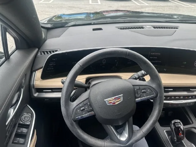 2024 Cadillac XT4 Premium Luxury photo 13