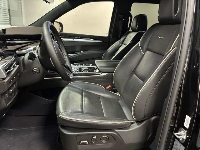 2025 Cadillac Escalade Sport photo 9