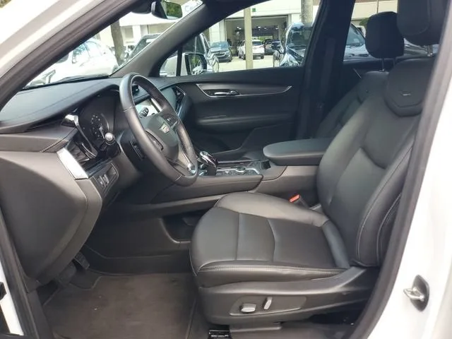 2024 Cadillac XT6 Luxury photo 20