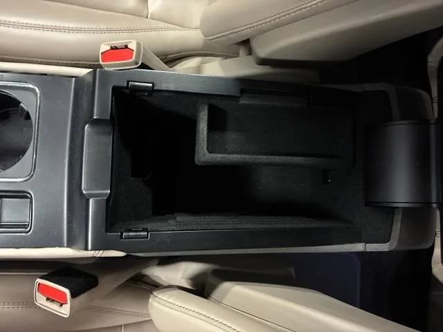 2023 Lincoln Corsair Standard photo 27