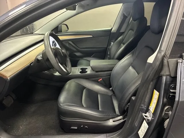 2022 Tesla Model 3 Base photo 9