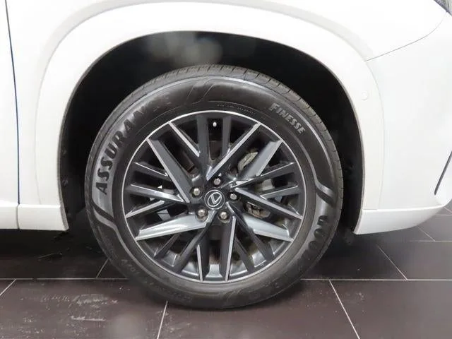 2024 Lexus TX TX 350 photo 17