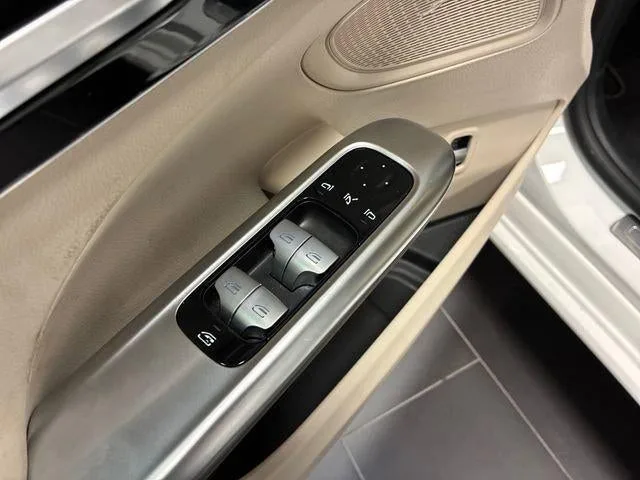 2024 Mercedes-Benz C-Class C 300 photo 11