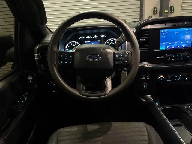 2023 Ford F-150 XL photo 13