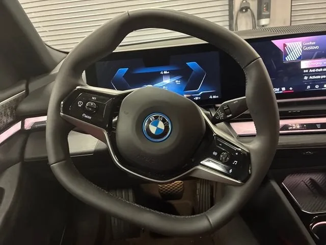 2026 BMW i5 eDrive40 photo 14