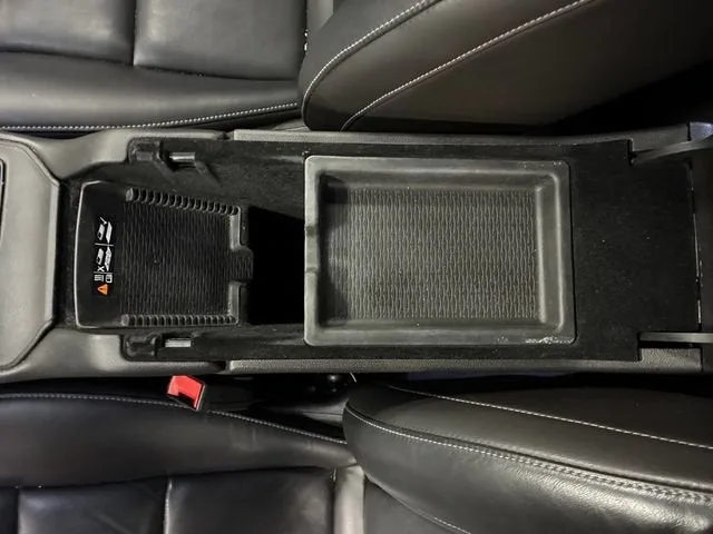 2019 Cadillac XT4 FWD Premium Luxury photo 26