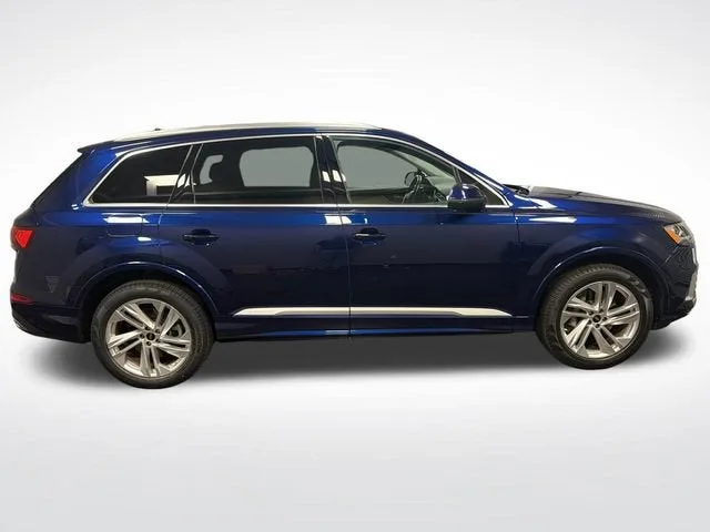 2022 Audi Q7 Premium Plus photo 6