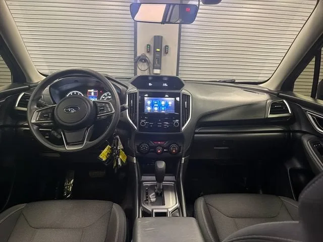2020 Subaru Forester Base photo 12