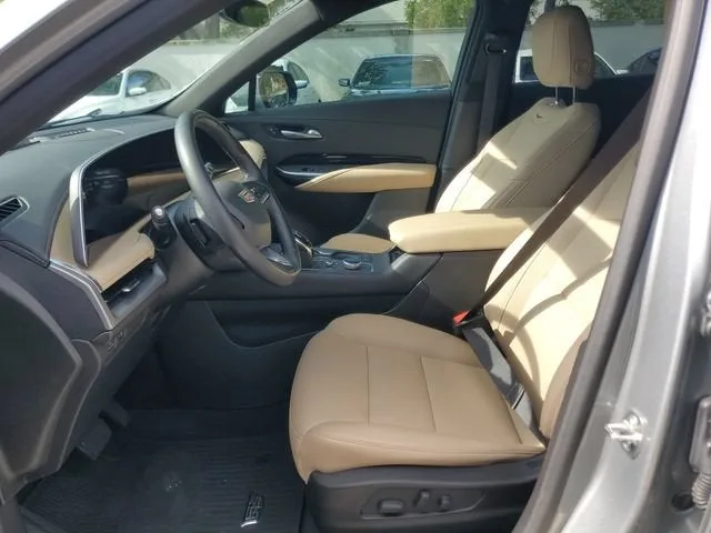 2024 Cadillac XT4 Luxury photo 19
