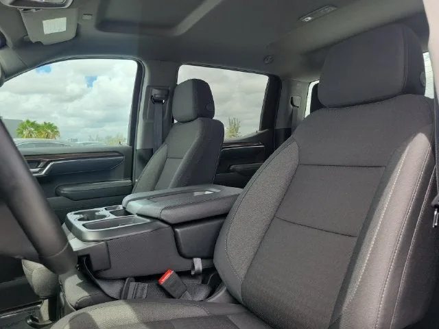 2026 Chevrolet Silverado 1500 LT photo 25
