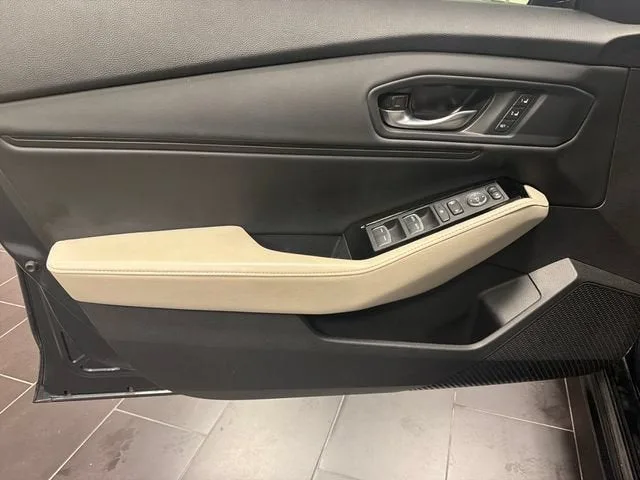 2023 Honda Accord Hybrid Touring photo 10