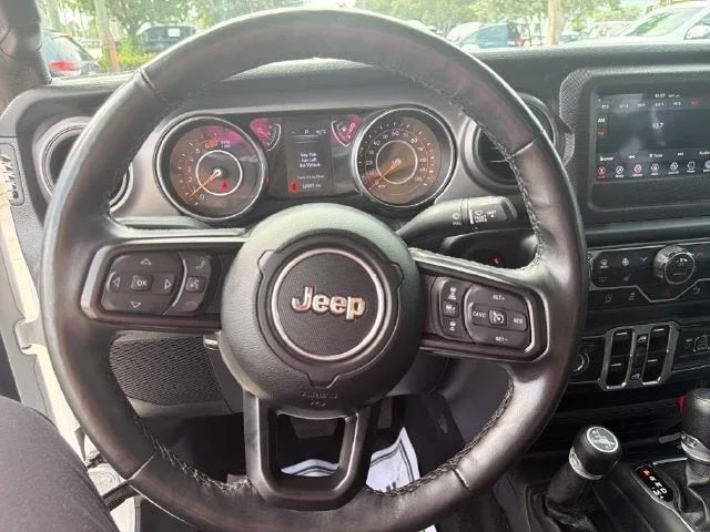 2023 Jeep Wrangler Willys photo 11