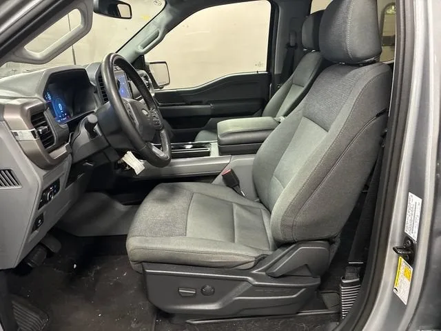 2024 Ford F-150 XLT photo 9