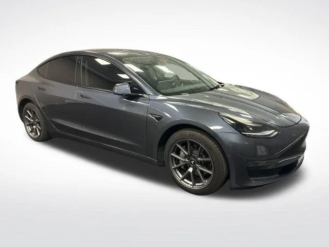 2022 Tesla Model 3 Base photo 7