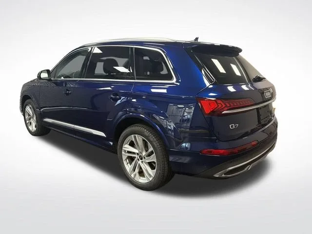 2022 Audi Q7 Premium Plus photo 3