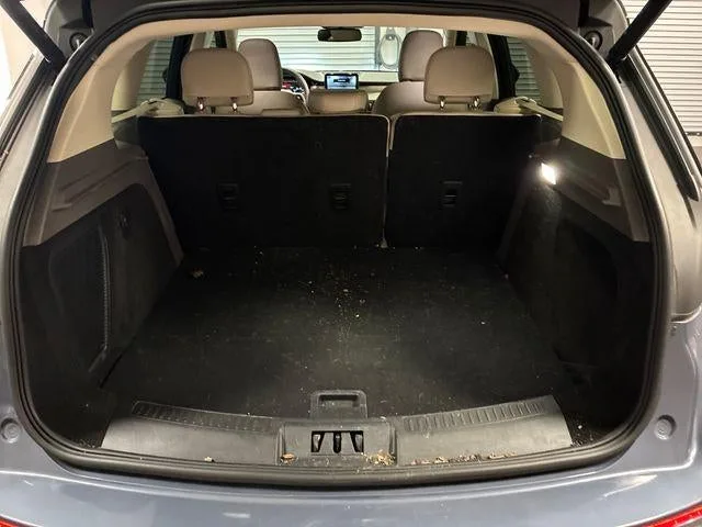 2022 Lincoln Corsair Standard photo 53