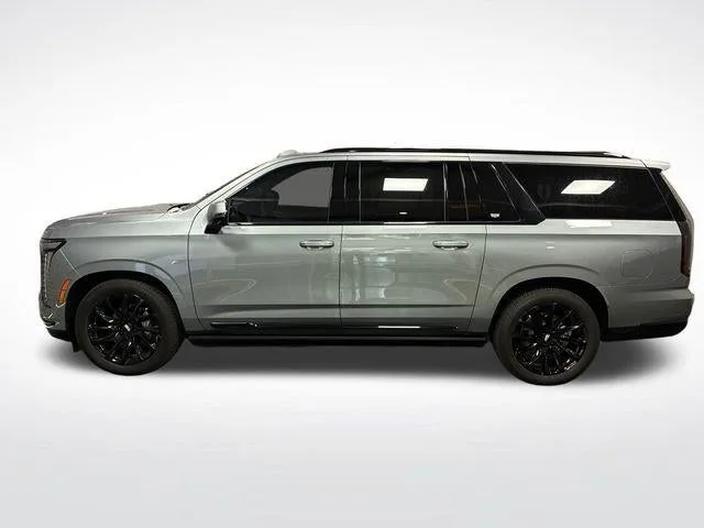 2025 Cadillac Escalade ESV Sport Platinum photo 2