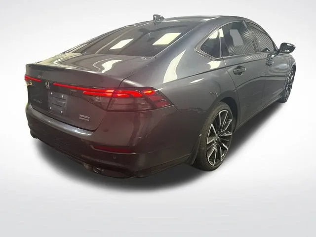 2023 Honda Accord Hybrid Touring photo 5