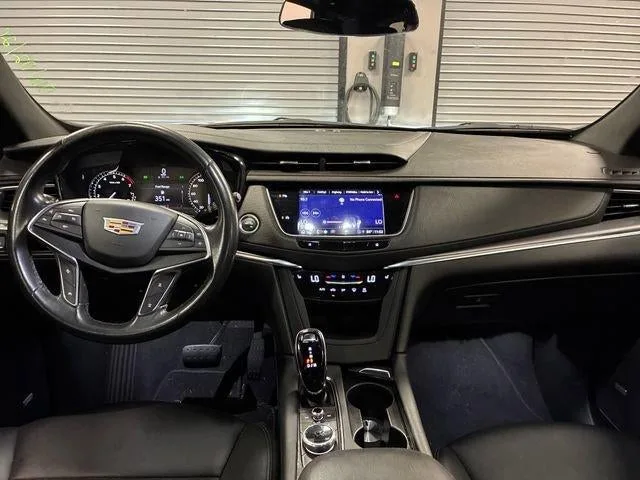 2023 Cadillac XT5 Luxury photo 12