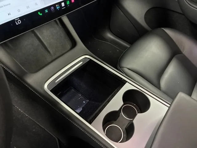 2023 Tesla Model Y Long Range photo 24