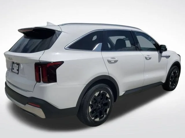 2024 Kia Sorento S photo 4