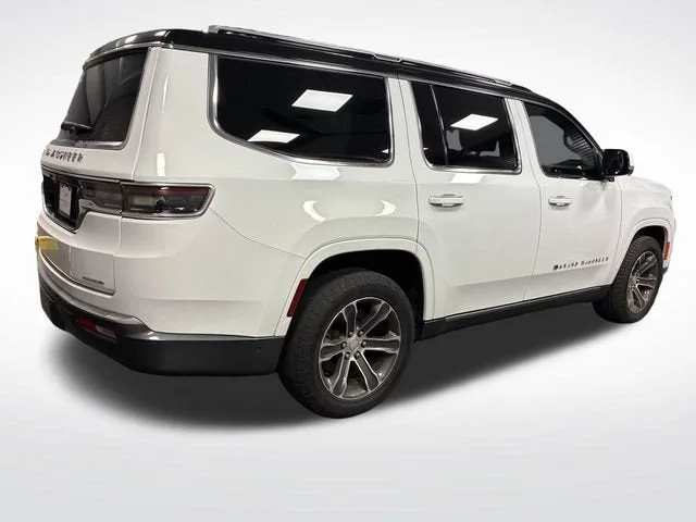 2022 Jeep Grand Wagoneer Series I photo 5