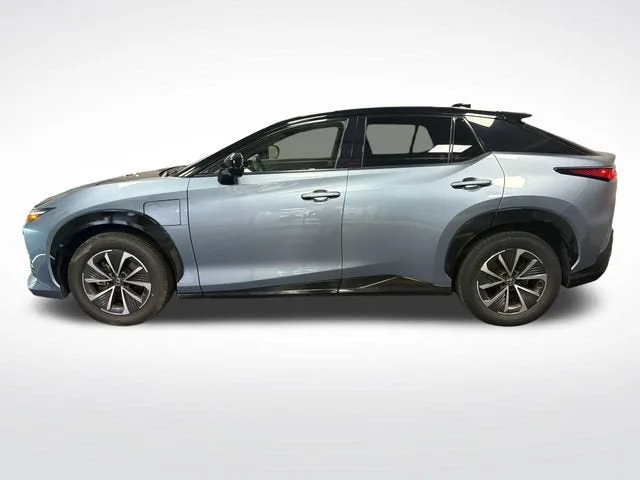 2023 Lexus RZ RZ 450e Premium photo 2
