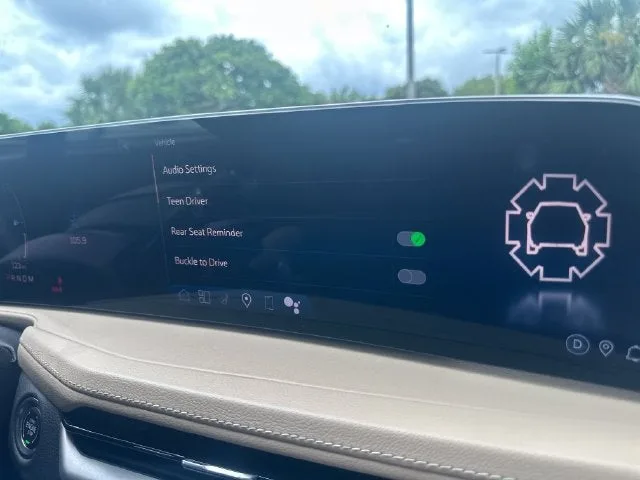 2024 Cadillac XT4 Premium Luxury photo 15